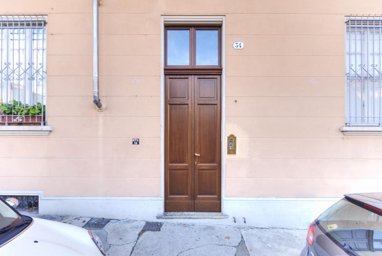 Apartamento Mansarda In Borgo Po Turín Exterior foto